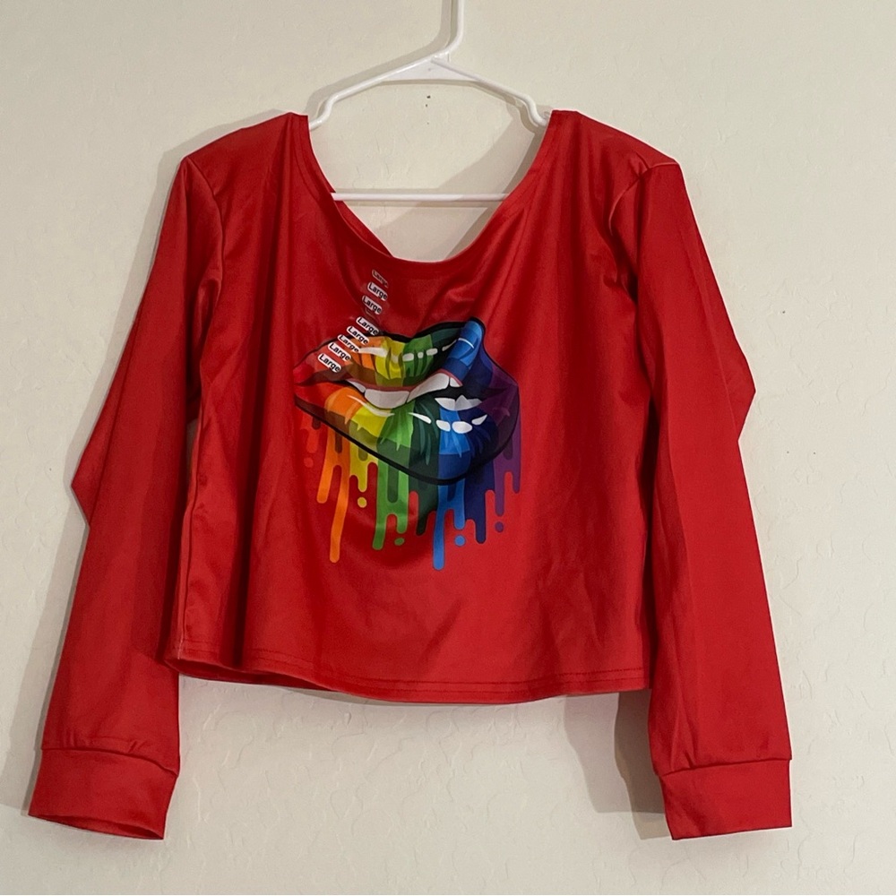 Kaylee Kollection Women’s Dripping Rainbow Lip Bite Top Shirt Midriff Large Red